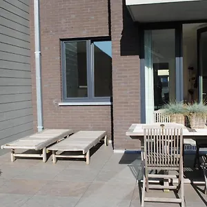 Appartement Modern, Gezellig Met Ruim Terras In