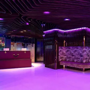4* Отель Kew Wanchai